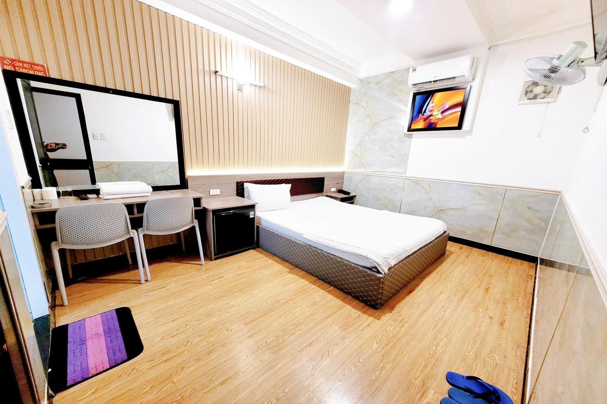 Hoang Nam Hotel Хошимин Экстерьер фото